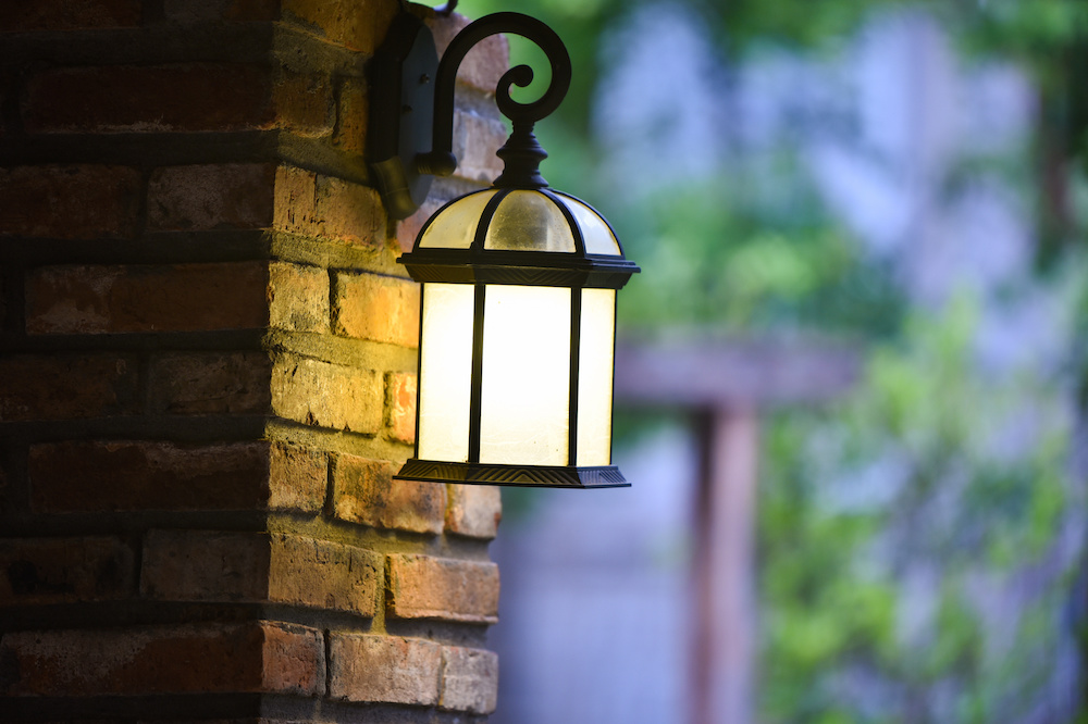 best outdoor solar hanging lanterns